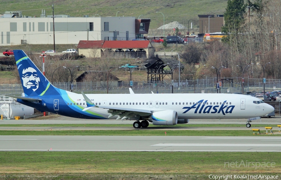Alaska Airlines Boeing 737-9 MAX (N976AK) | Photo 535544
