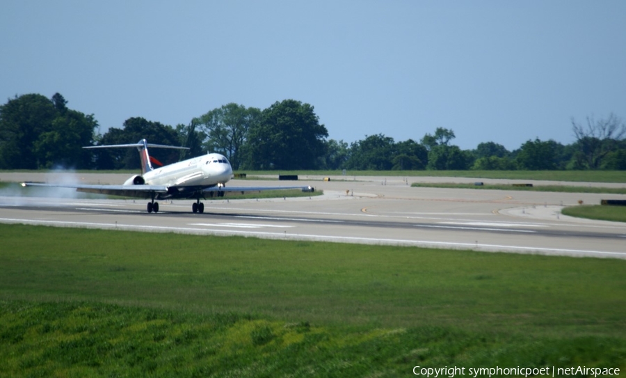 Delta Air Lines McDonnell Douglas MD-88 (N976DL) | Photo 458827