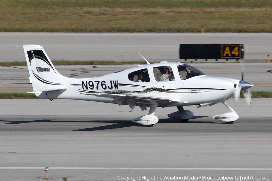 (Private) Cirrus SR22 G2 GTS (N976JW) | Photo 158480