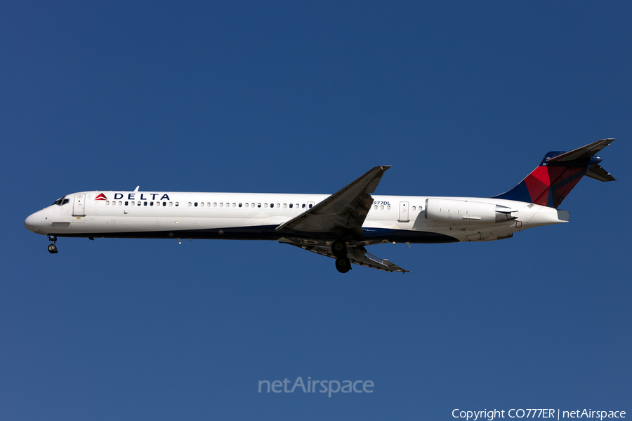 Delta Air Lines McDonnell Douglas MD-88 (N977DL) | Photo 479524