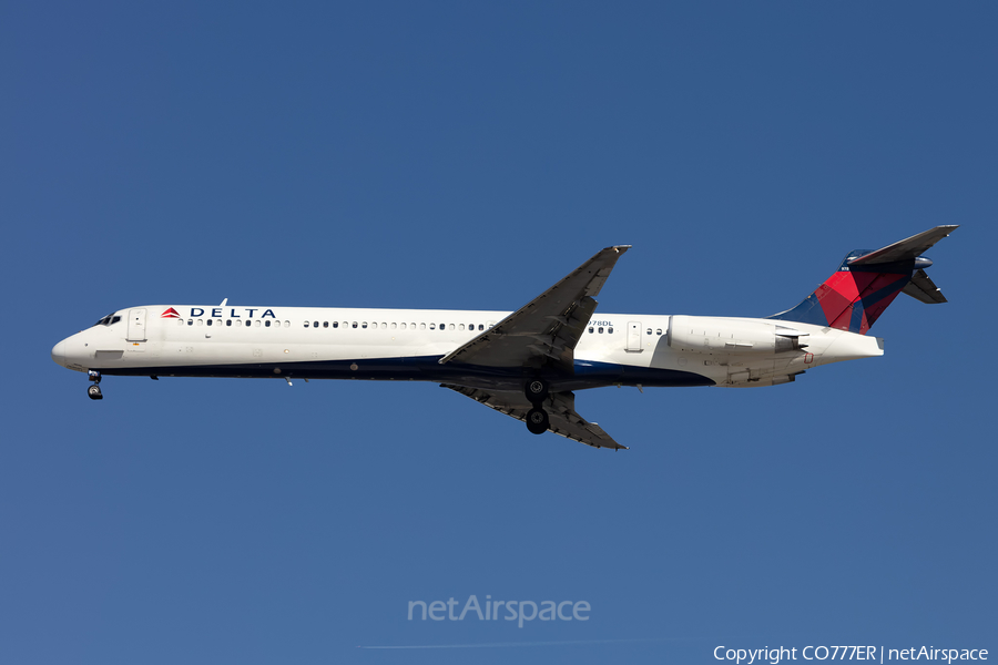 Delta Air Lines McDonnell Douglas MD-88 (N978DL) | Photo 505957
