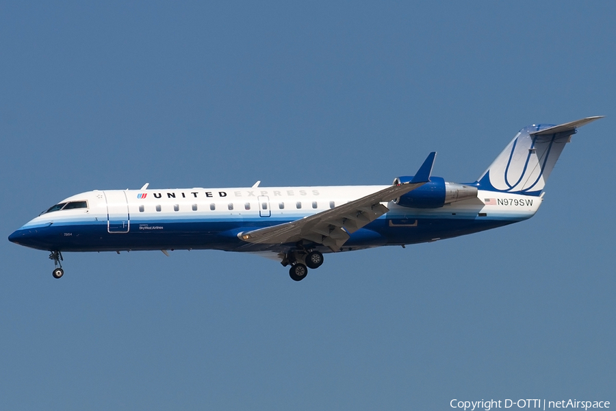 United Express (SkyWest Airlines) Bombardier CRJ-200LR (N979SW) | Photo 183232
