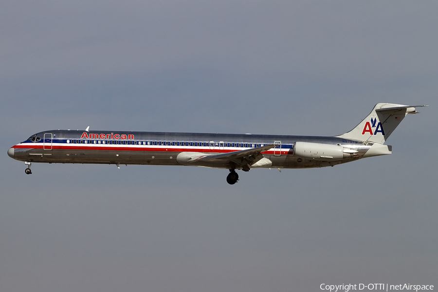 American Airlines McDonnell Douglas MD-83 (N979TW) | Photo 463765