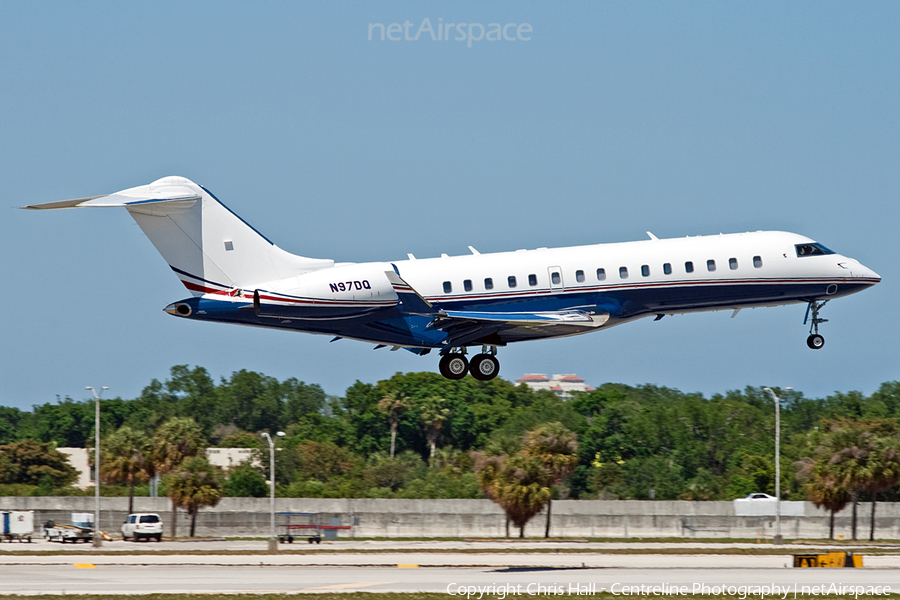 (Private) Bombardier BD-700-1A10 Global Express (N97DQ) | Photo 8595