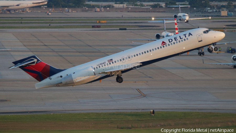 Delta Air Lines Boeing 717-2BD (N980AT) | Photo 300136