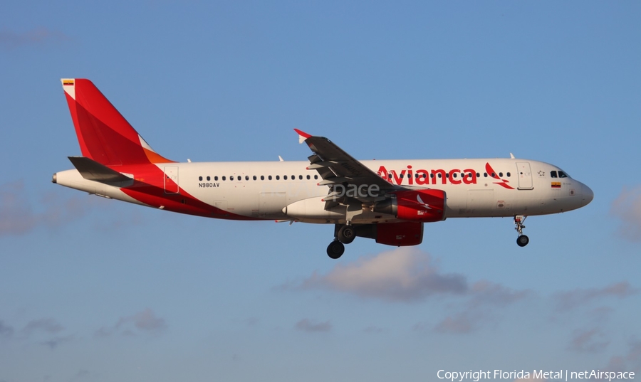 Avianca Airbus A320-214 (N980AV) | Photo 675680