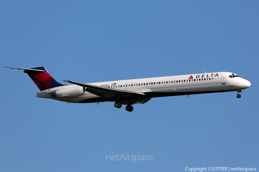 Delta Air Lines McDonnell Douglas MD-88 (N980DL) | Photo 420816