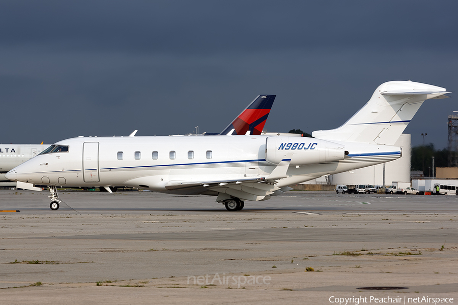 (Private) Bombardier BD-100-1A10 Challenger 300 (N980JC) | Photo 178267