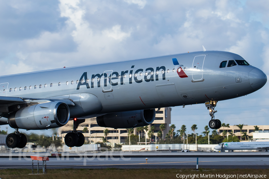 American Airlines Airbus A321-231 (N981UY) | Photo 230123