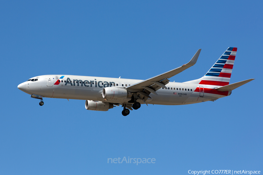 American Airlines Boeing 737-823 (N982AN) | Photo 95183