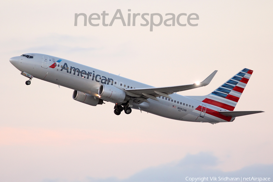 American Airlines Boeing 737-823 (N982AN) | Photo 39296