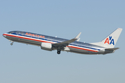 American Airlines Boeing 737-823 (N982AN) at  Los Angeles - International, United States