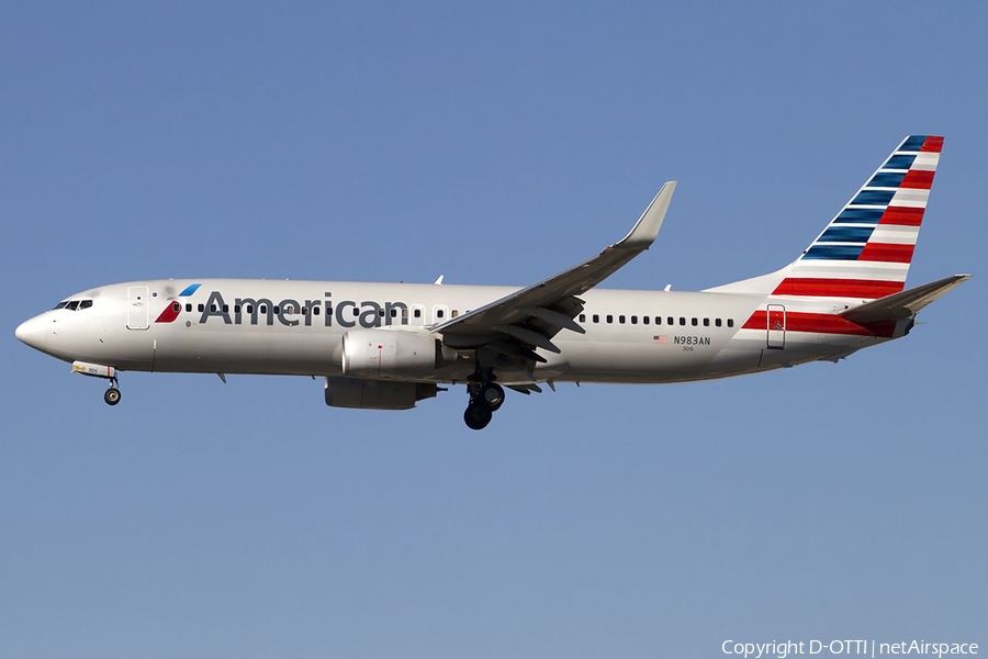 American Airlines Boeing 737-823 (N983AN) | Photo 457483
