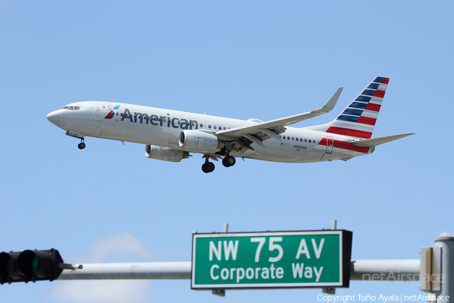 American Airlines Boeing 737-823 (N983AN) | Photo 453980