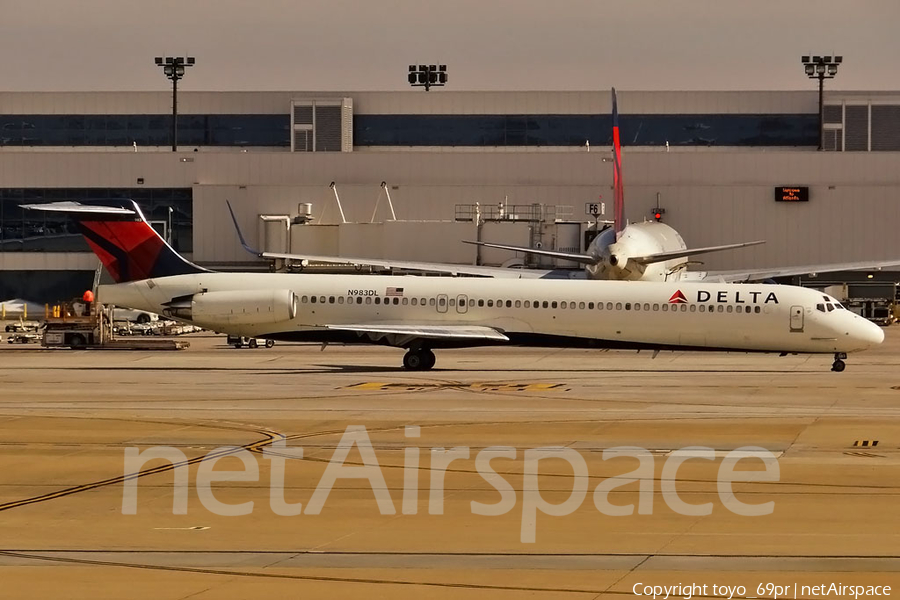 Delta Air Lines McDonnell Douglas MD-88 (N983DL) | Photo 68436