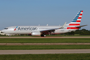American Airlines Boeing 737-823 (N983NN) at  Oshkosh - Wittman Regional, United States