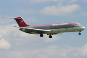 Northwest Airlines McDonnell Douglas DC-9-32 (N983US) at  Green Bay - Austin Straubel International, United States