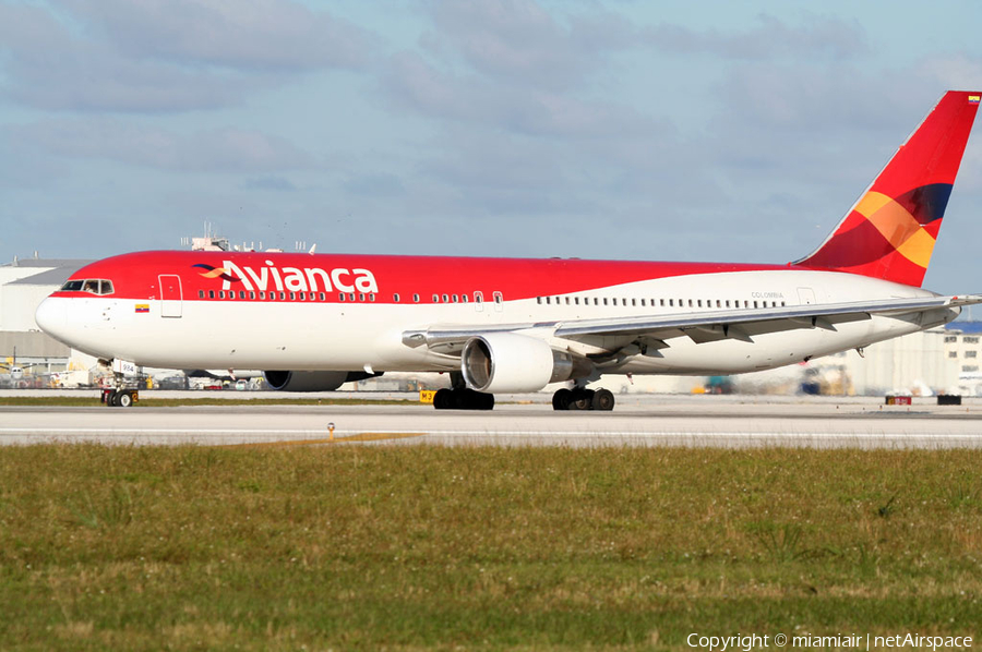 Avianca Boeing 767-383(ER) (N984AN) | Photo 596