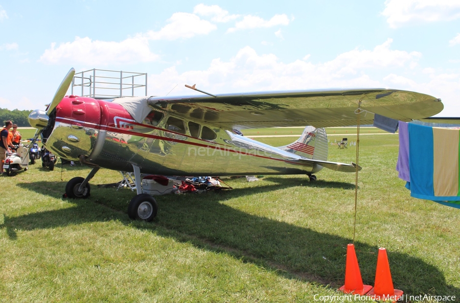 (Private) Cessna 195A (N9857A) | Photo 310576