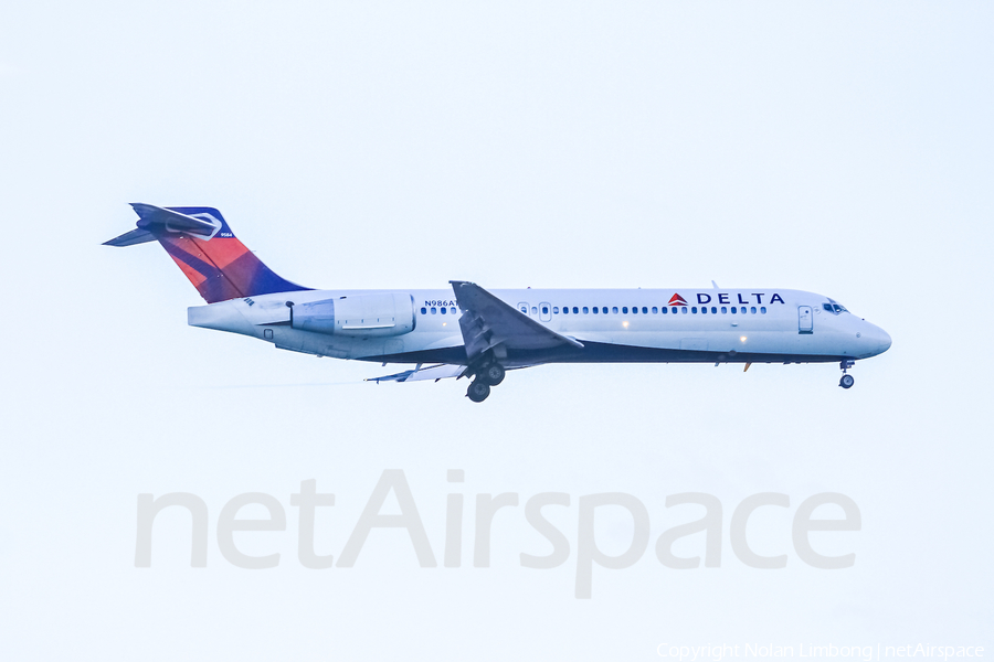 Delta Air Lines Boeing 717-231 (N986AT) | Photo 439486