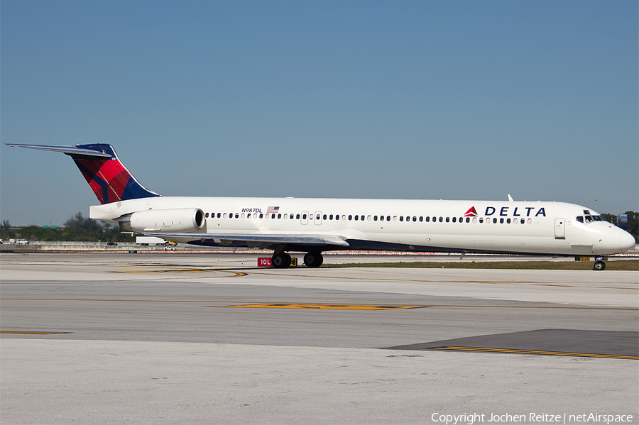 Delta Air Lines McDonnell Douglas MD-88 (N987DL) | Photo 38763