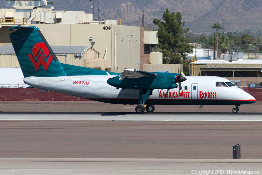 America West Express (Mesa Airlines) de Havilland Canada DHC-8-202 (N987HA) | Photo 188324