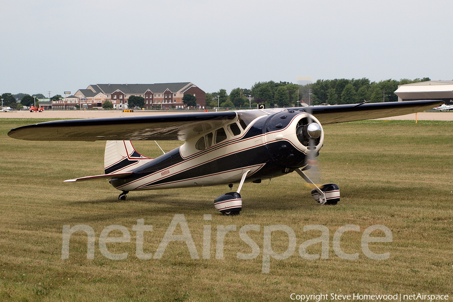 (Private) Cessna 195B Businessliner (N9885A) | Photo 136439
