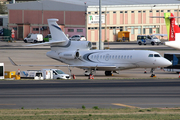 Elevate Jet Dassault Falcon 7X (N988NW) at  Lisbon - Portela, Portugal