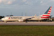 American Airlines Boeing 737-823 (N989AN) at  Miami - International, United States