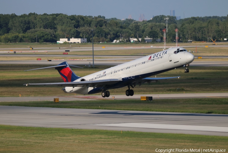 Delta Air Lines McDonnell Douglas MD-88 (N989DL) | Photo 325162