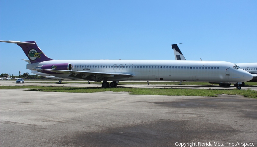 Avient Aviation McDonnell Douglas MD-83 (N989PG) | Photo 303521