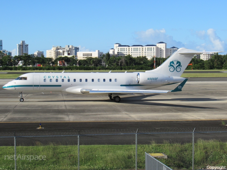 Crystal Luxury Air Bombardier BD-700-1A10 Global Express XRS (N989SF) | Photo 287464