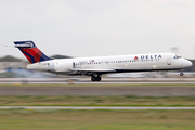 Delta Air Lines Boeing 717-23S (N990AT) at  Minneapolis - St. Paul International, United States