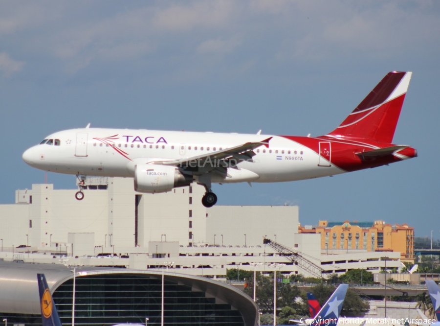 TACA International Airlines Airbus A319-112 (N990TA) | Photo 303523