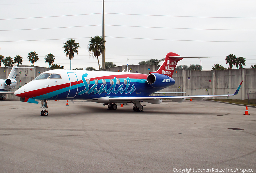 (Private) Bombardier BD-100-1A10 Challenger 300 (N991GS) | Photo 21779