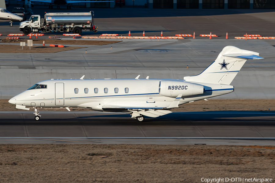 (Private) Bombardier BD-100-1A10 Challenger 300 (N992DC) | Photo 680580