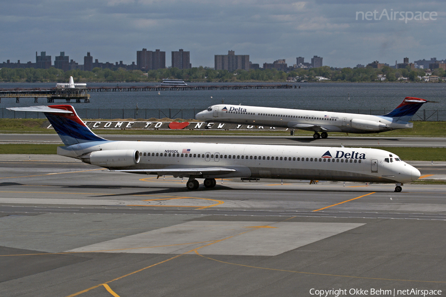 Delta Air Lines McDonnell Douglas MD-88 (N995DL) | Photo 40295
