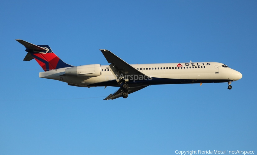 Delta Air Lines Boeing 717-2BD (N996AT) | Photo 325574