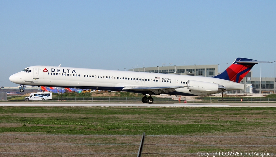 Delta Air Lines McDonnell Douglas MD-88 (N996DL) | Photo 2307