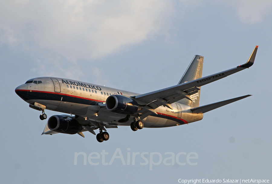AeroMexico Boeing 737-76Q (N997AM) | Photo 443267