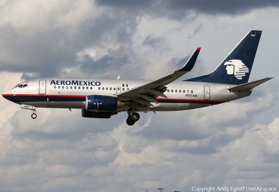 AeroMexico Boeing 737-76Q (N997AM) | Photo 383926