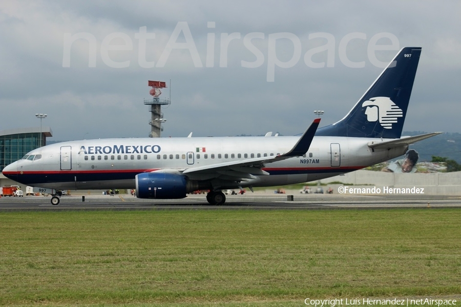 AeroMexico Boeing 737-76Q (N997AM) | Photo 154642