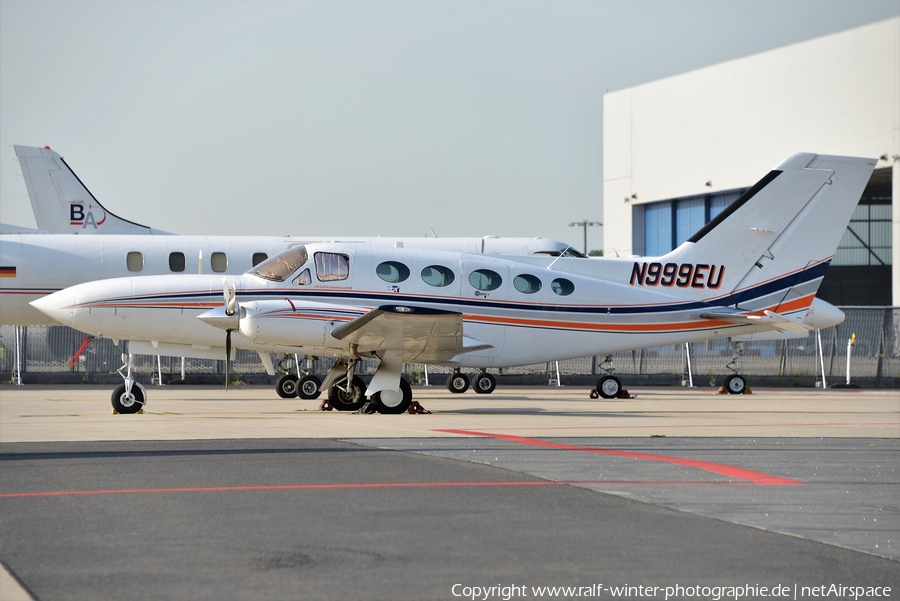 (Private) Cessna 414A Chancellor (N999EU) | Photo 386813