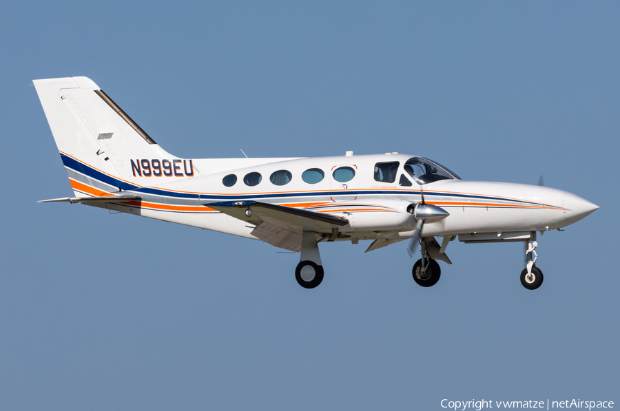 (Private) Cessna 414A Chancellor (N999EU) | Photo 638359
