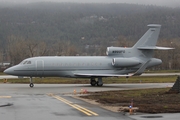 Jet Linx Aviation Dassault Falcon 900EX (N999FG) at  Kelowna - International, Canada
