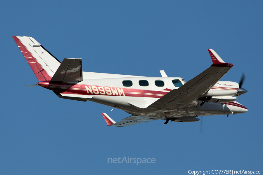 (Private) Beech B60 Duke (N999WM) | Photo 60354