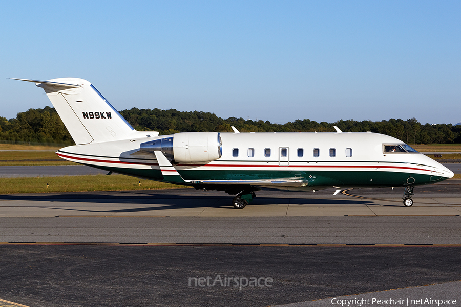 (Private) Bombardier CL-600-2B16 Challenger 605 (N99KW) | Photo 126880