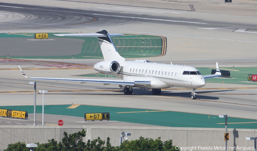 (Private) Bombardier BD-700-1A10 Global 6000 (N9TJ) | Photo 608783
