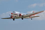 American Airlines Douglas DC-3-178 (NC17334) at  Oshkosh - Wittman Regional, United States