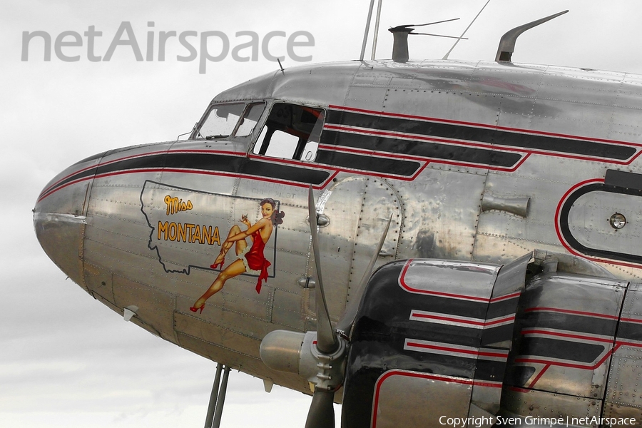 (Private) Douglas DC-3A-S1C3G (N24320) | Photo 327781
